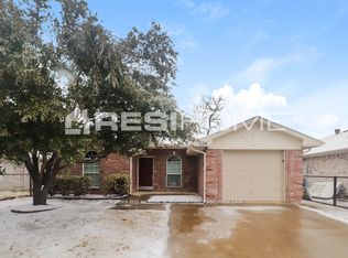 624 Delphinium Dr, Dallas, TX 75217