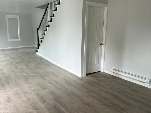 535 W State St, Larksville, PA 18651