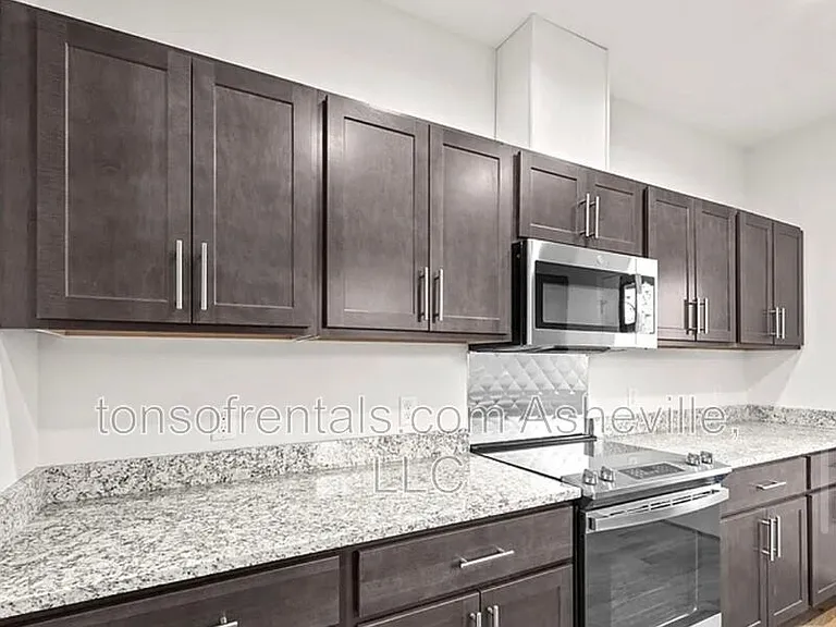 7 Berry Crest Ln — Photo 10