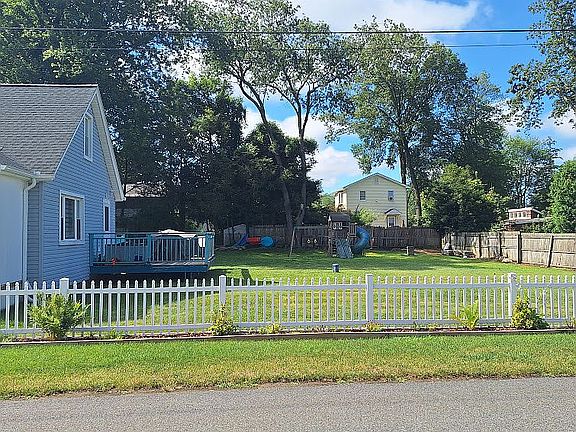 2nd image of 6 Dellacona Rd