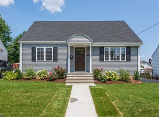 34 Warren St, Clifton, NJ 07013
