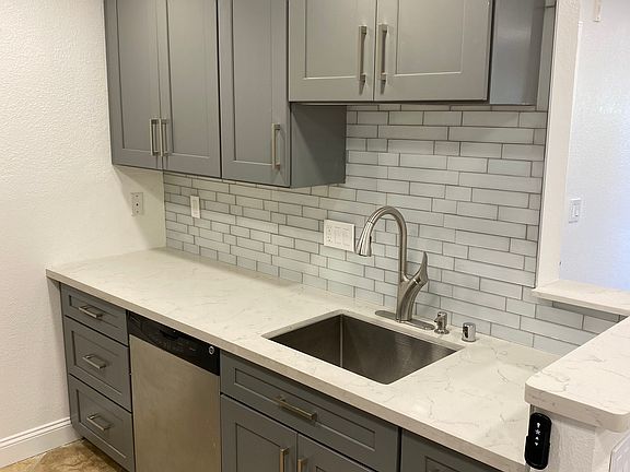 5th image of 750 Teatree Ct Unit 750