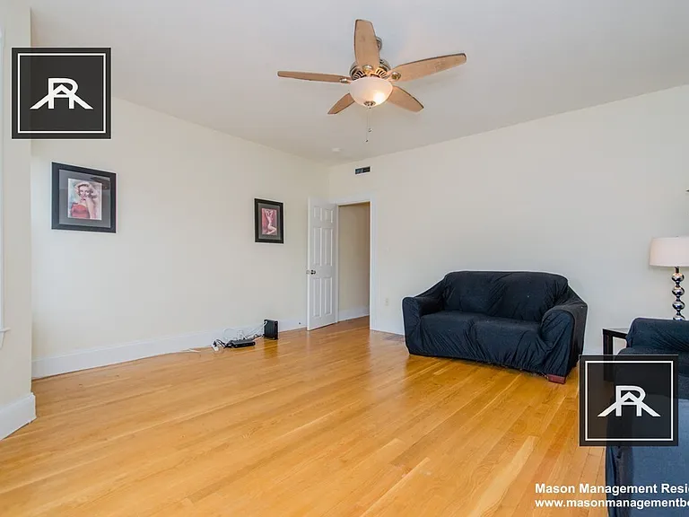 128 Minden St #3 — Photo 8