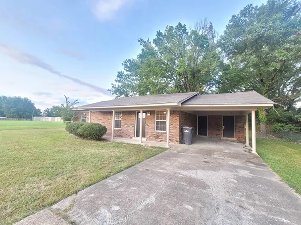 208 Crisp St, West Helena, AR 72390