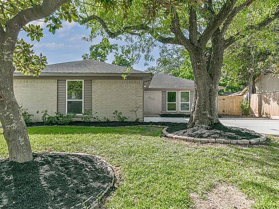 2nd image of 3110 Sand Reef Lane