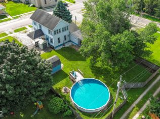 210 N Walnut St, Ladoga, IN