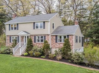 6 Tilton Ln, Andover, MA 01810