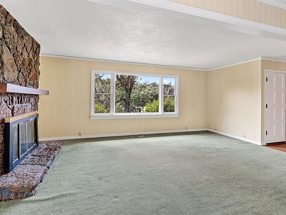 3rd image of 3200 Chanate Road