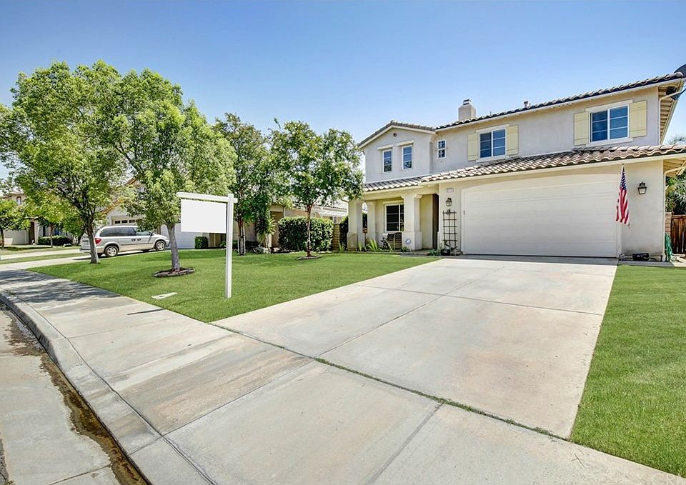 1st image of 32173 Kale Ln