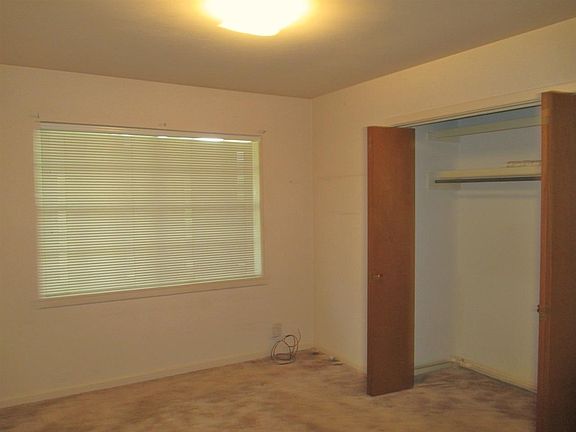 5th image of 15 Highland Hills Ln