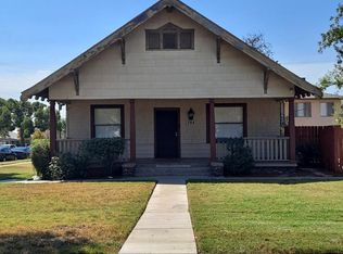 794 E 9th St, Upland, CA 91786