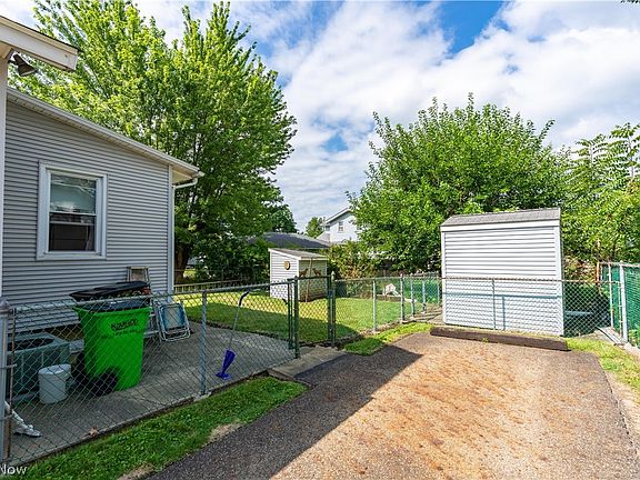 4th image of 1515 Pearl Pl SE