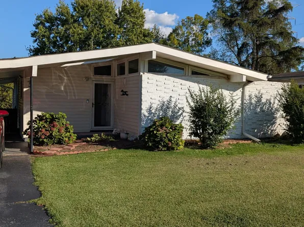 4748 Briarwood Cir, Chattanooga, TN 37416