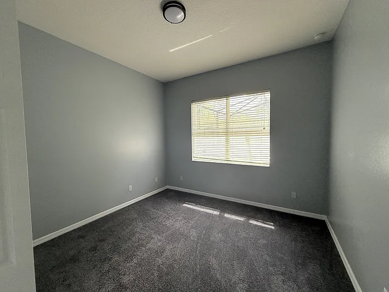 814 Kazaros Cir — Photo 19