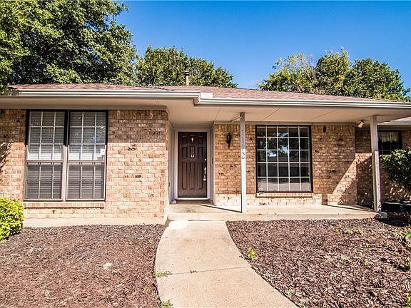 4th image of 1112 Wood Creek Cir