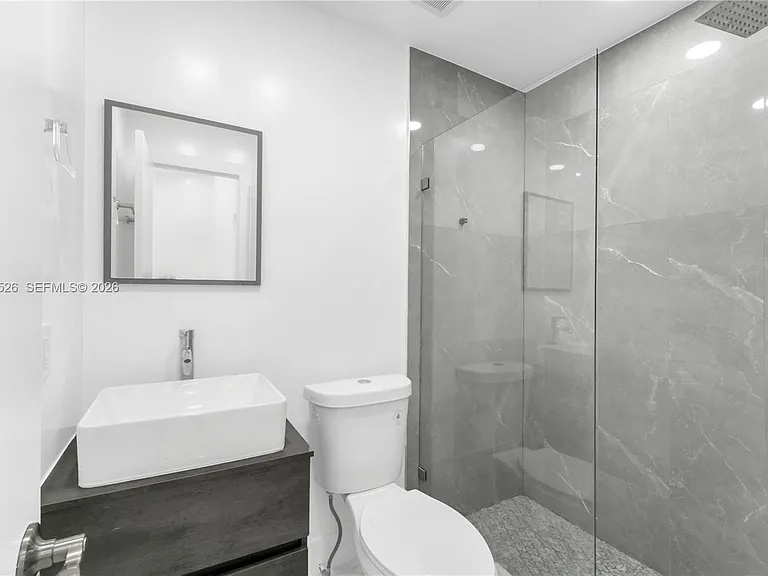 6742 NW 188th Ter #6742 — Photo 20