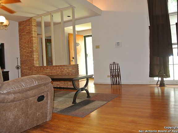 2nd image of 219 Green Meadow Blvd