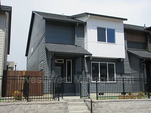 11931 NE 109th Way Photo 1