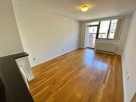 Rented by J PRESTON AND ASSOCIATES INC | media 10