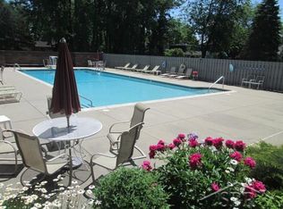 2980 Devonshire Rd, Saginaw, MI 48603