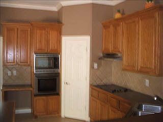 5th image of 2729 Blackstone Dr