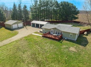 56504 Twin Lakes Rd, Cassopolis, MI 49031