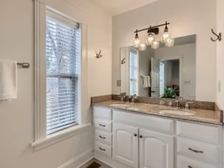 1716 Chester Springs Rd — Photo 12