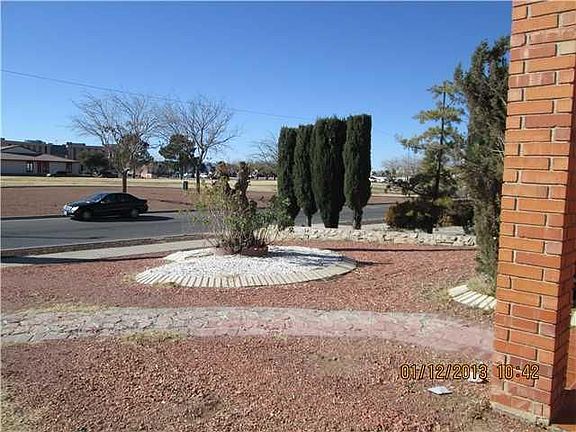 3rd image of 8913 Darlina Dr