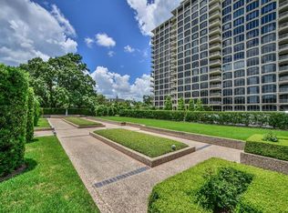 3711 San Felipe St UNIT 1J, Houston, TX 77027