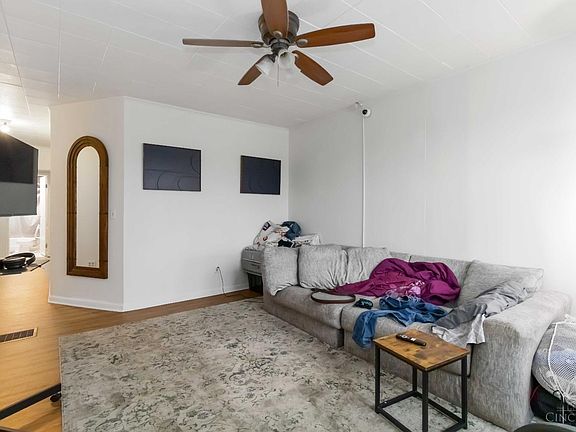 5th image of 4973 Glenway Ave