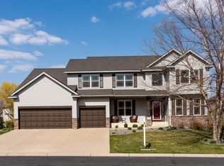 1649 Windy Ln, Waconia, MN 55387