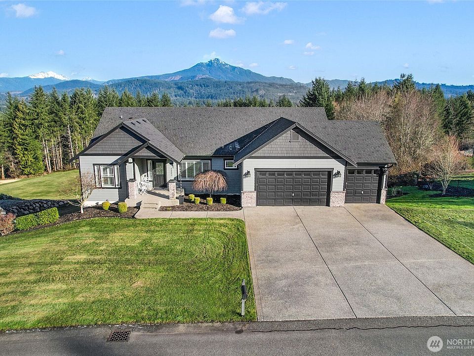 1st image of 4223 203rd Avenue NE