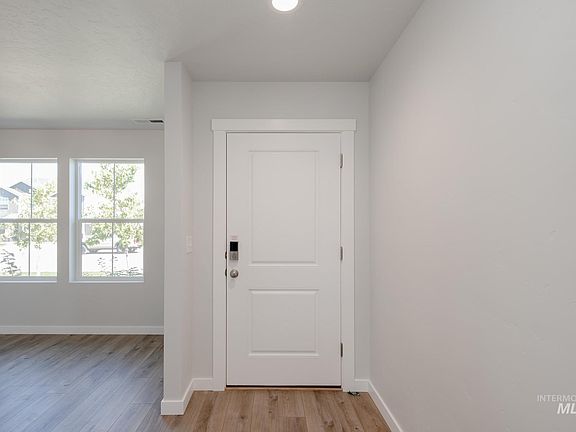 3rd image of 3267 W Morere Dr