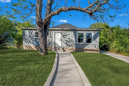 222 Belmont Photo 1