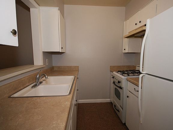 2nd image of 113 Andrews APT 101