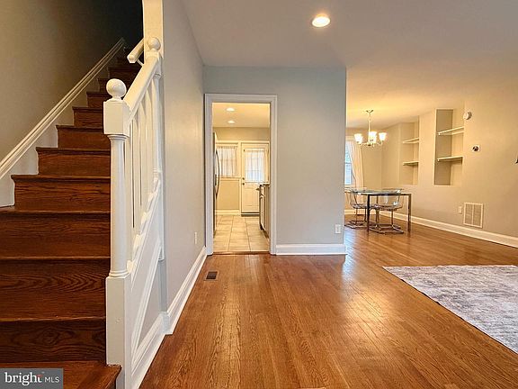 5th image of 3907 Rexmere Rd