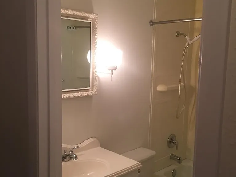 704 Evergreen Dr — Photo 12