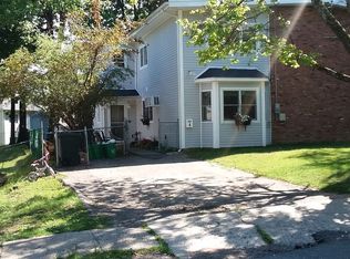 4 Jacaruso Dr, Spring Valley, NY 10977