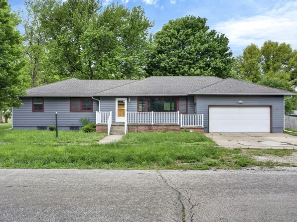 801 Mobile Ave, Farragut, IA 51639