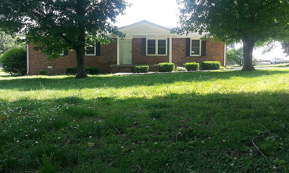 1st image of 1214 Sullivan Dr