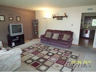 2nd image of 4817 Crestview Cir