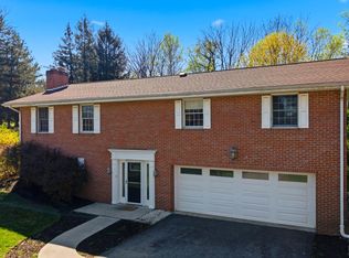 108 Meadowbrook Cir, Martinsburg, WV
