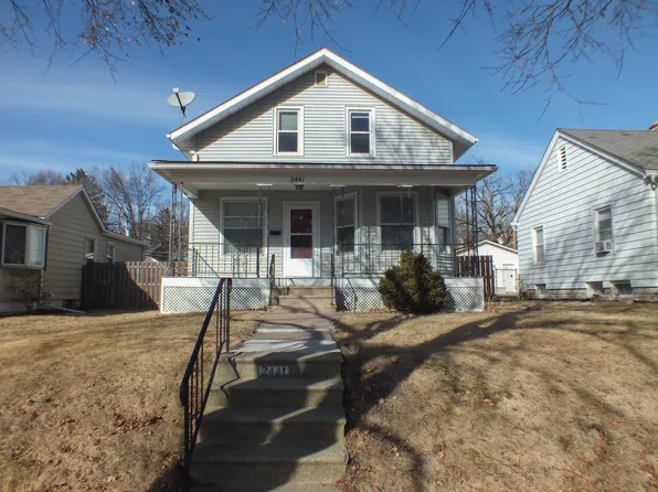 2441 20th Ave, Rock Island, IL 61201