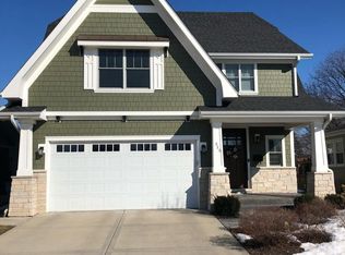 315 Willow St, Itasca, IL 60143