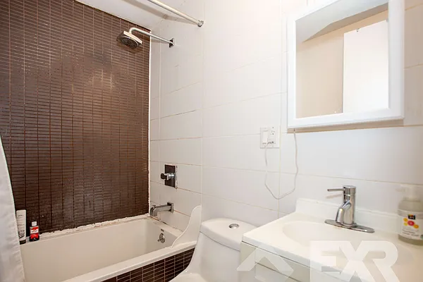 Rented by EXR | media 8