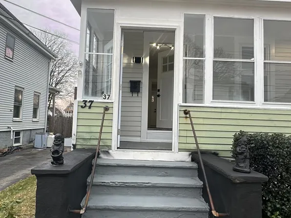 37 Emory St, Attleboro, MA 02703