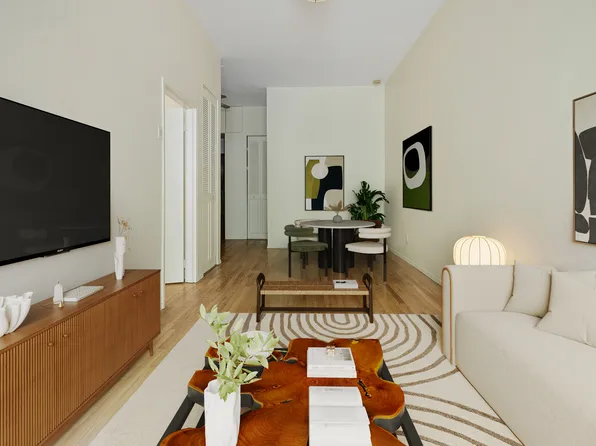 359 West 30th Street image 2 of 12