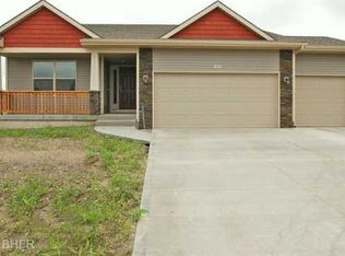 416 28th St SE, Altoona, IA 50009
