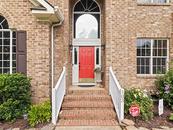 2nd image of 103 Greygate Pl
