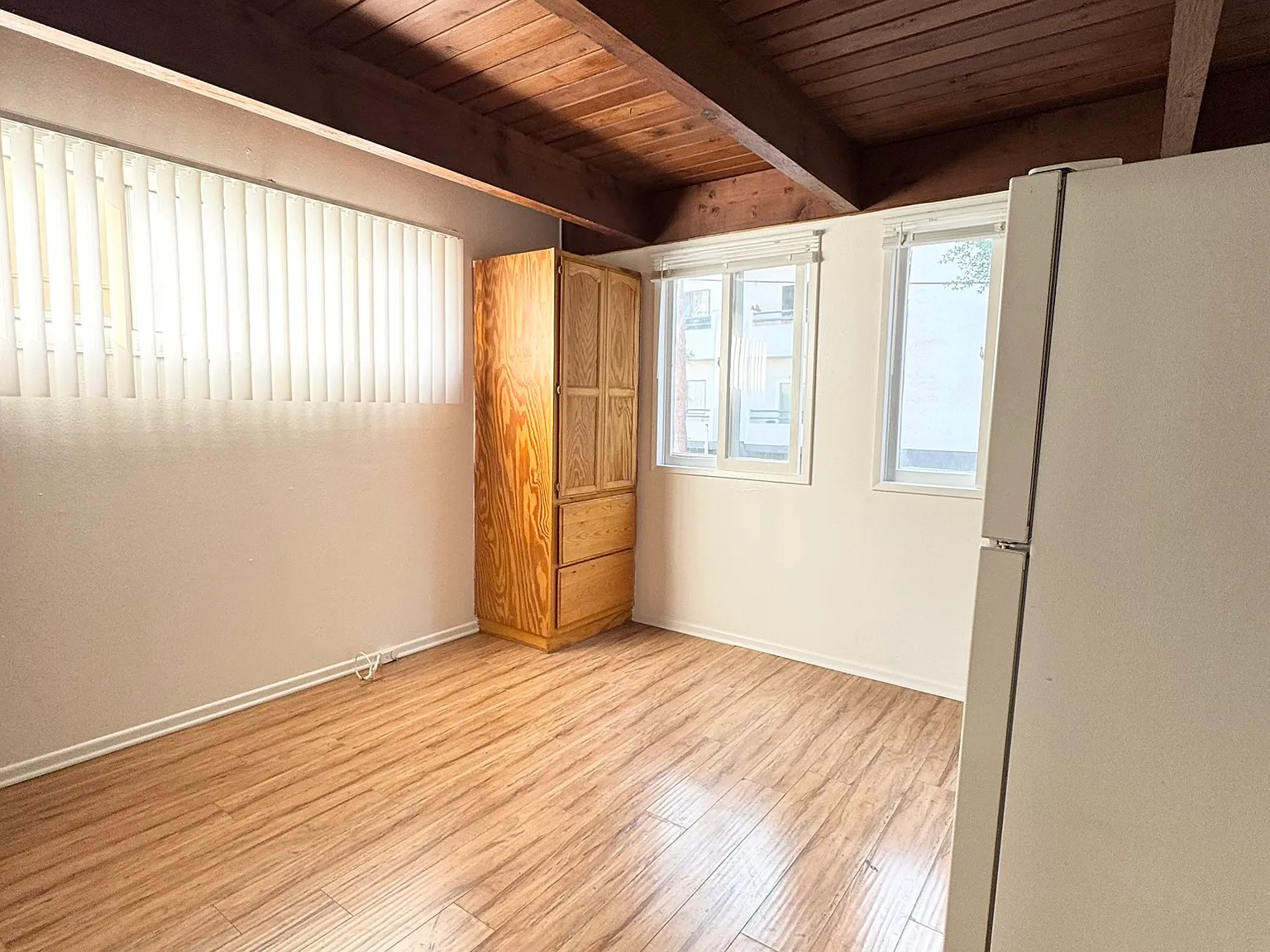 Studio, 400 sqft, $1,350 — Photo 4